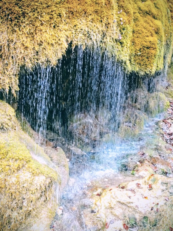Kakushöhle und Wasserfall Dreimühlen