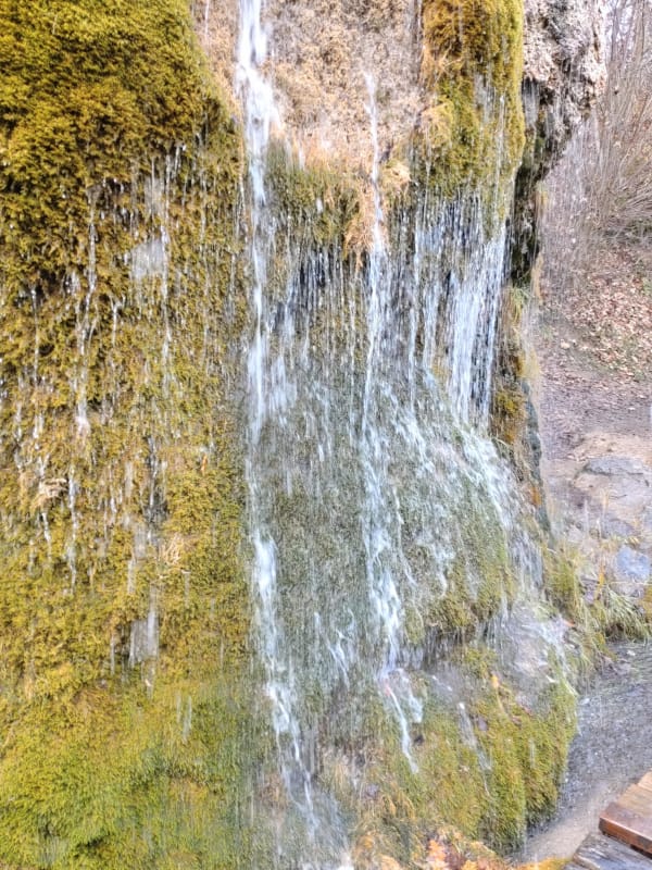 Kakushöhle und Wasserfall Dreimühlen