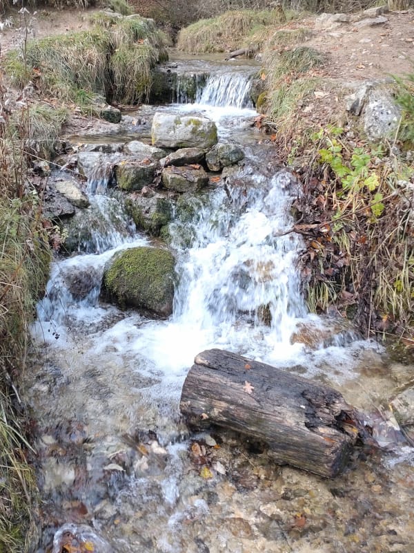 Kakushöhle und Wasserfall Dreimühlen